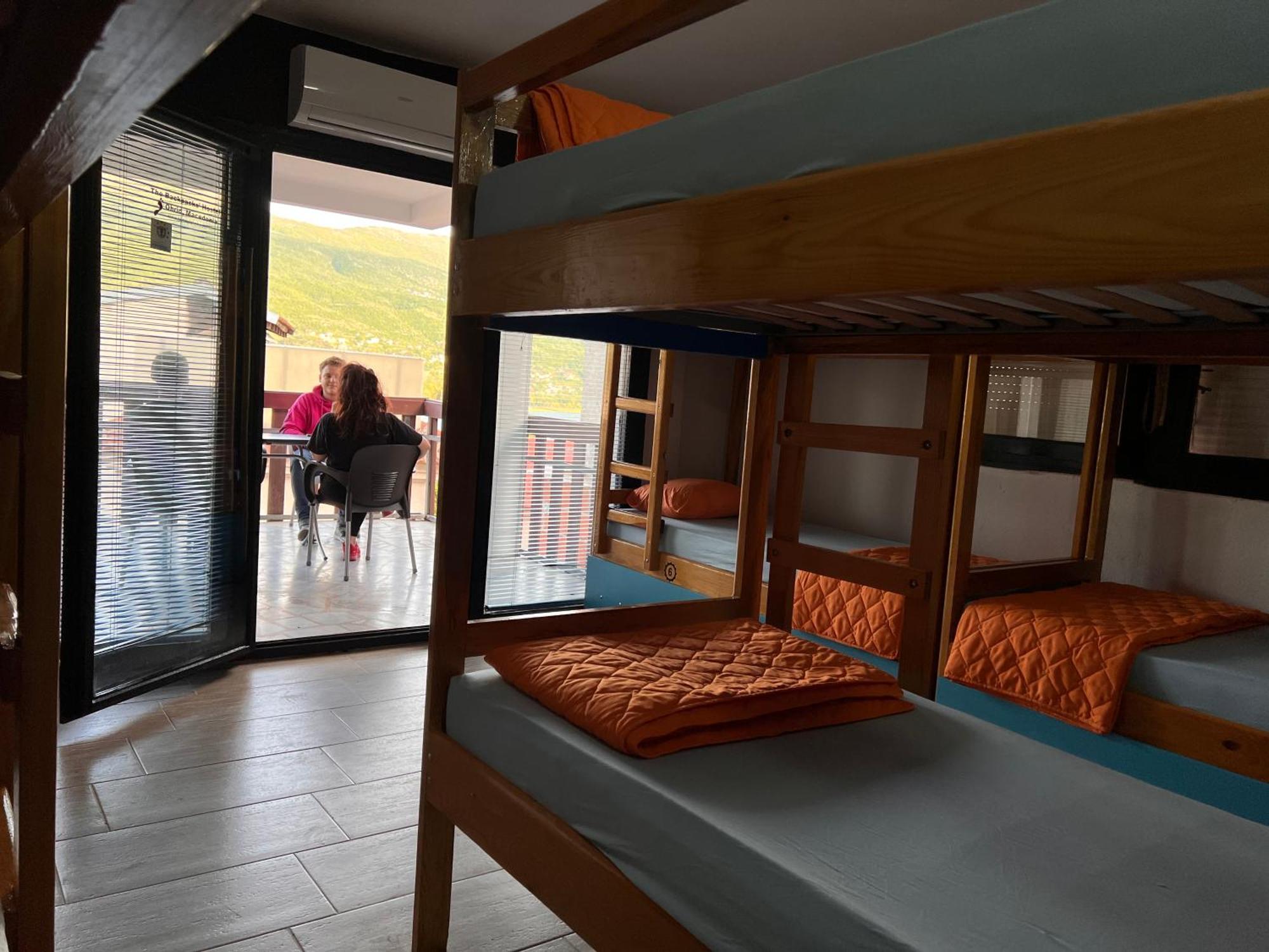 Blue Orange Lake Hostel Ohrid Exteriör bild
